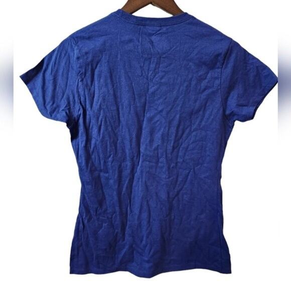 NwT Disney Mickey And Friends This Family Is In Vacation Mode T-Shirt Small - Picture 4 of 6